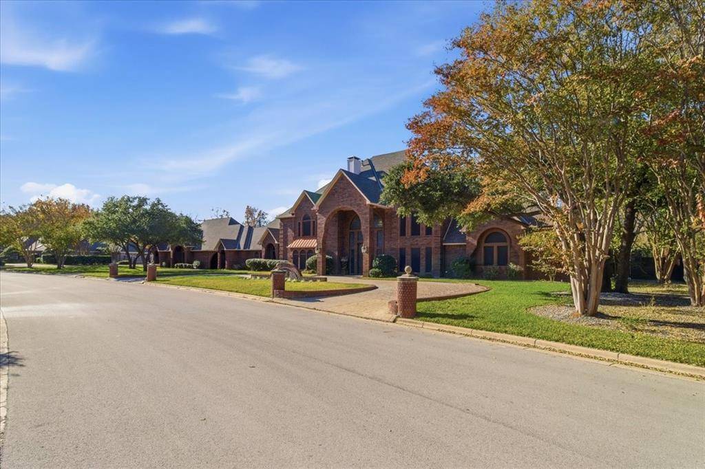 Colleyville, TX 76034,4400 Eaton Circle