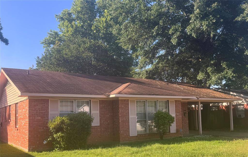 Shreveport, LA 71104,1237 E Washington Street