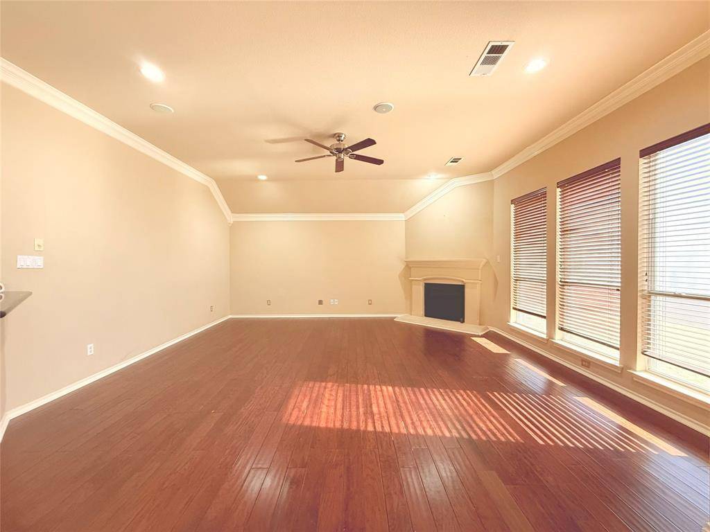 Fort Worth, TX 76131,2712 Flint Rock Drive