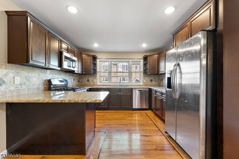 Bloomfield Twp., NJ 07003,102 Montgomery St 15 #15