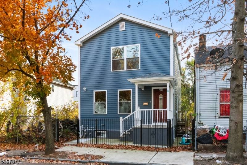 Paterson City, NJ 07522,208 N 1St St