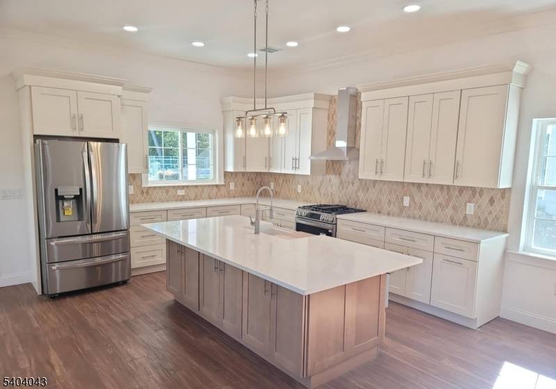 Marlboro Twp., NJ 07751,462 State Route 79