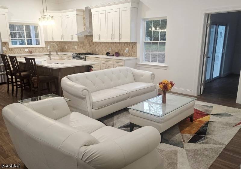 Marlboro Twp., NJ 07751,462 State Route 79