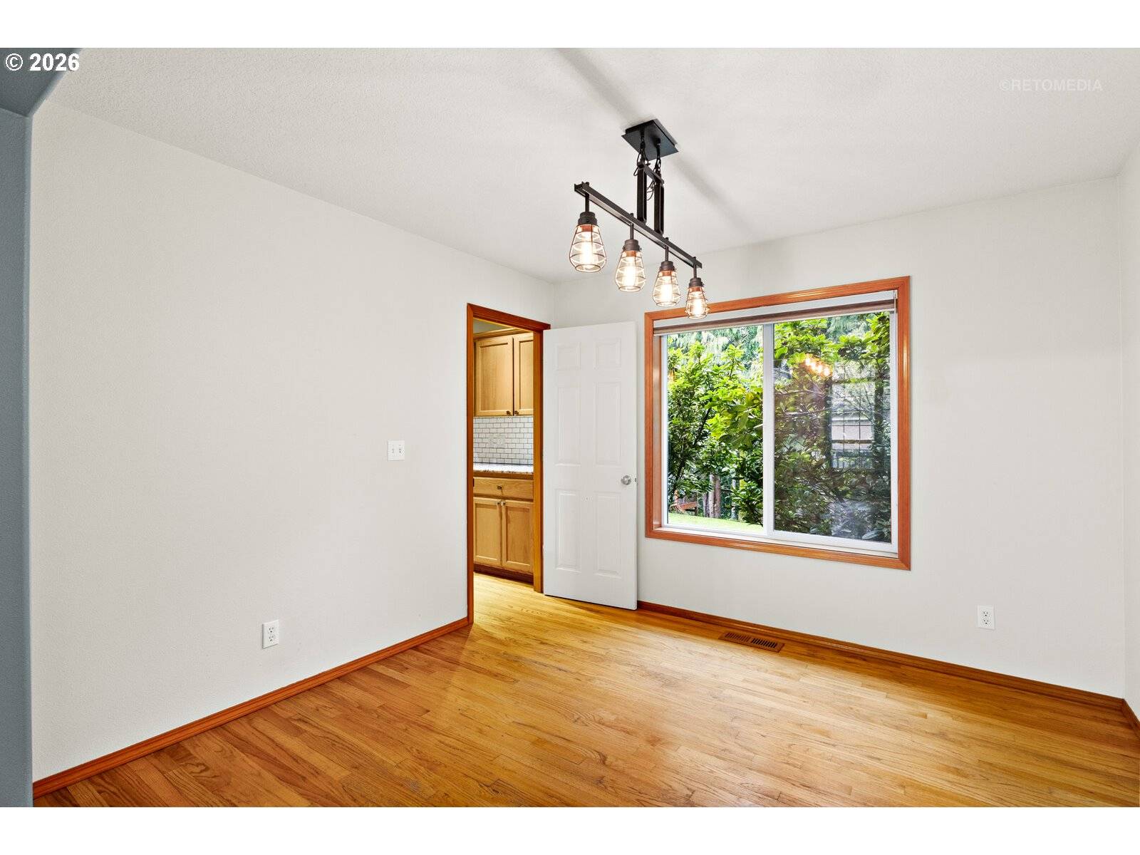 Sherwood, OR 97140,23855 SW RED FERN DR