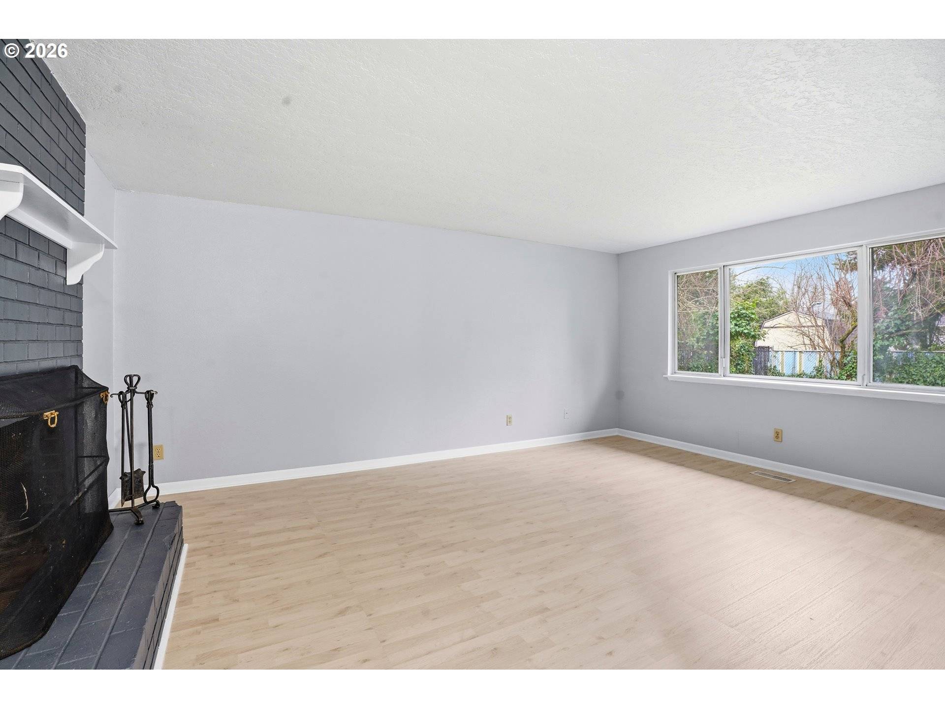 Gresham, OR 97030,349 NE 18TH ST