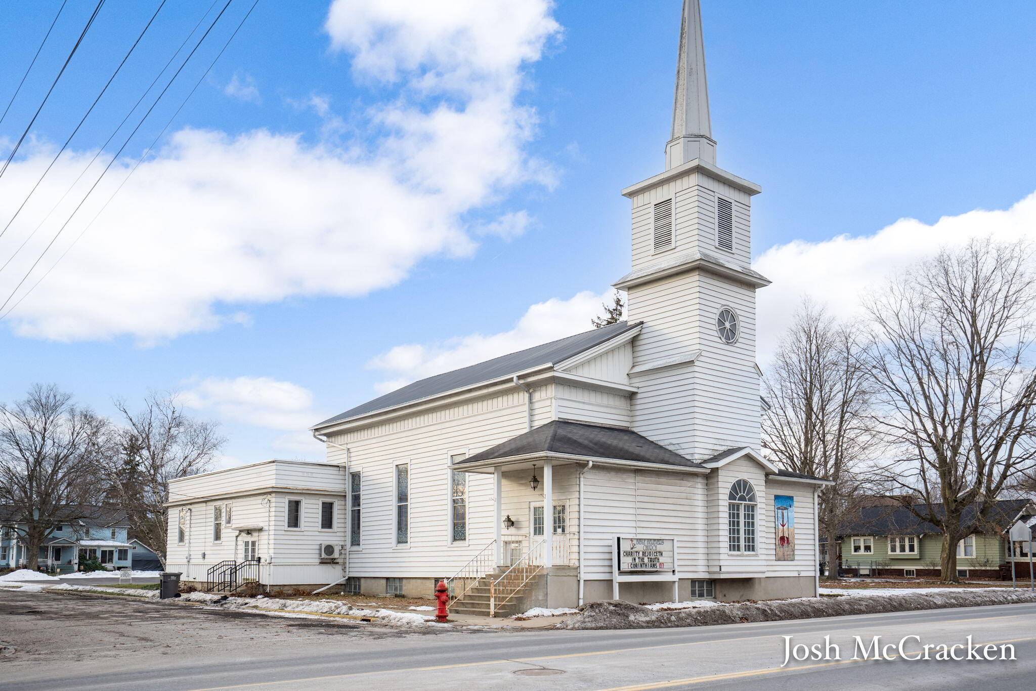 Lowell, MI 49331,404 N Hudson ST SE