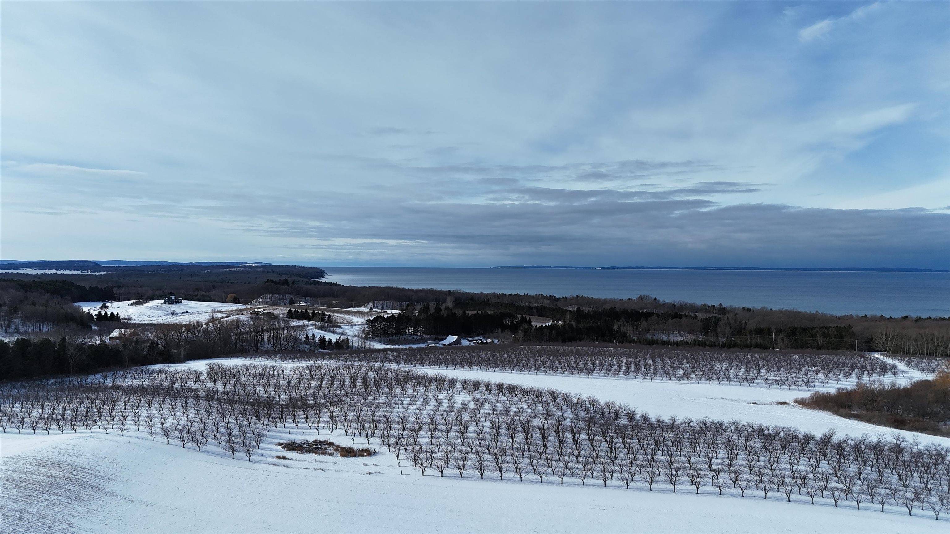 Northport, MI 49670,N Manitou TRL