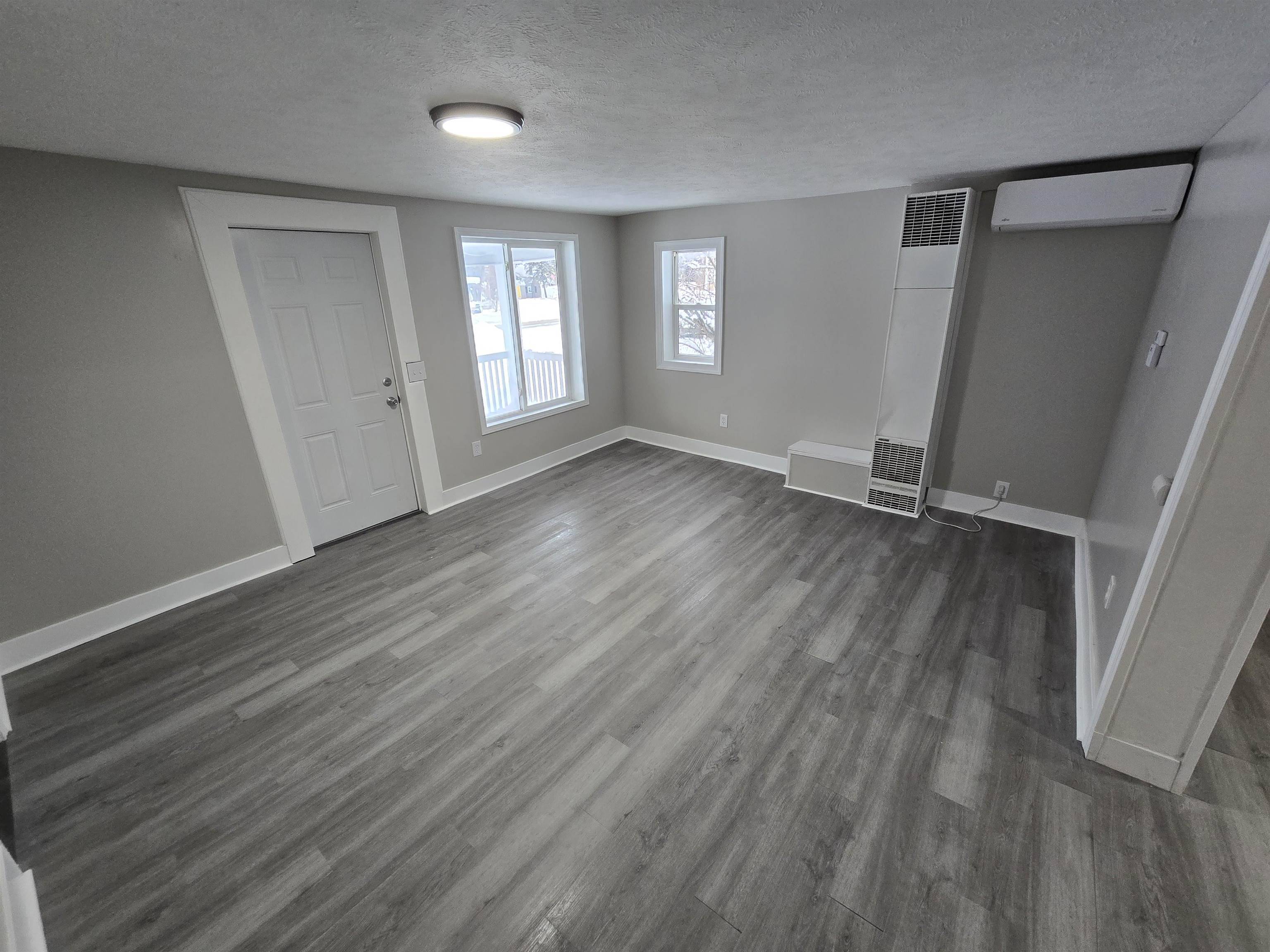 Kalkaska, MI 49646,305 Court ST