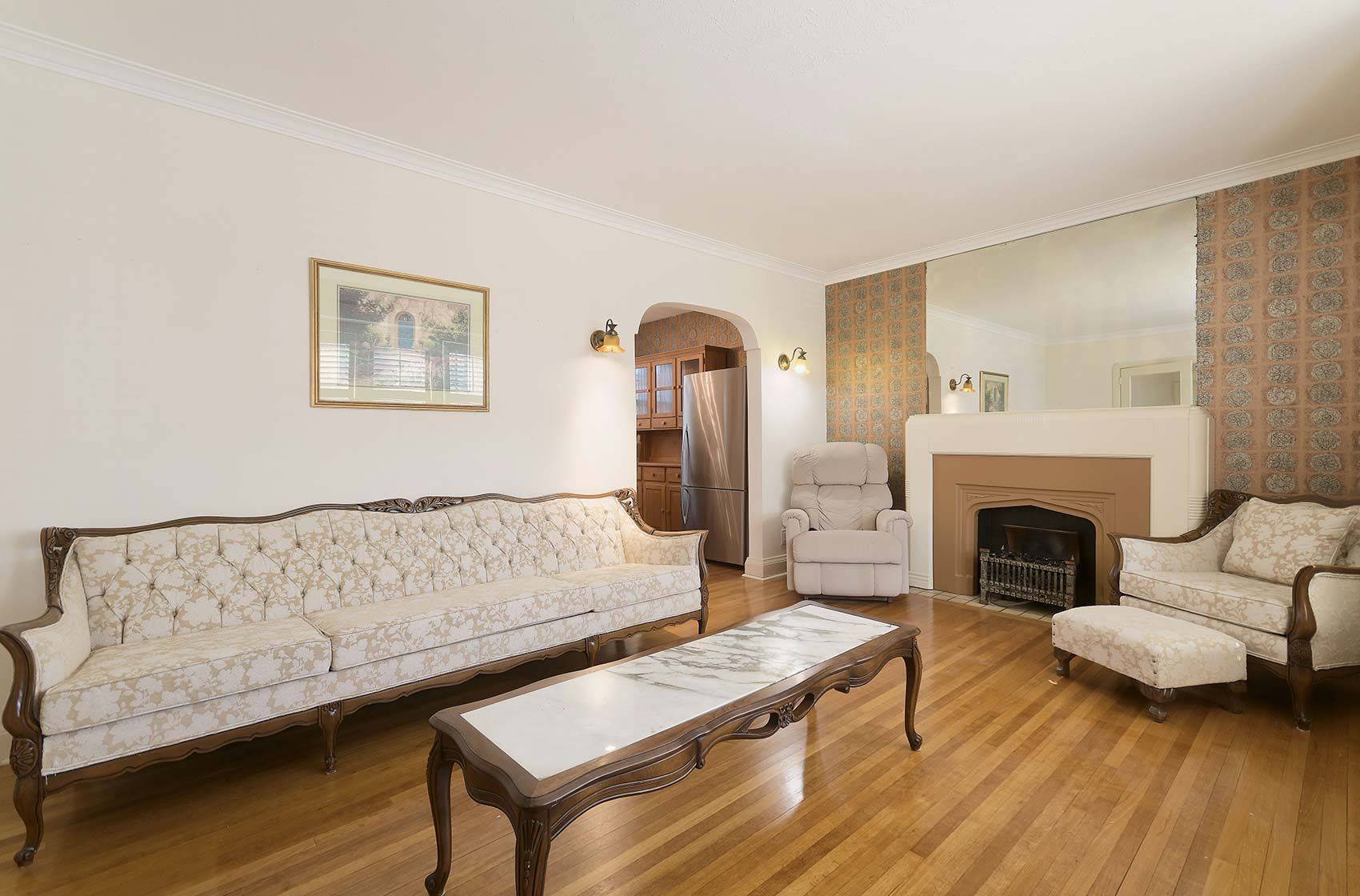 Toronto C03, ON M6C 3R3,540 Atlas AVE