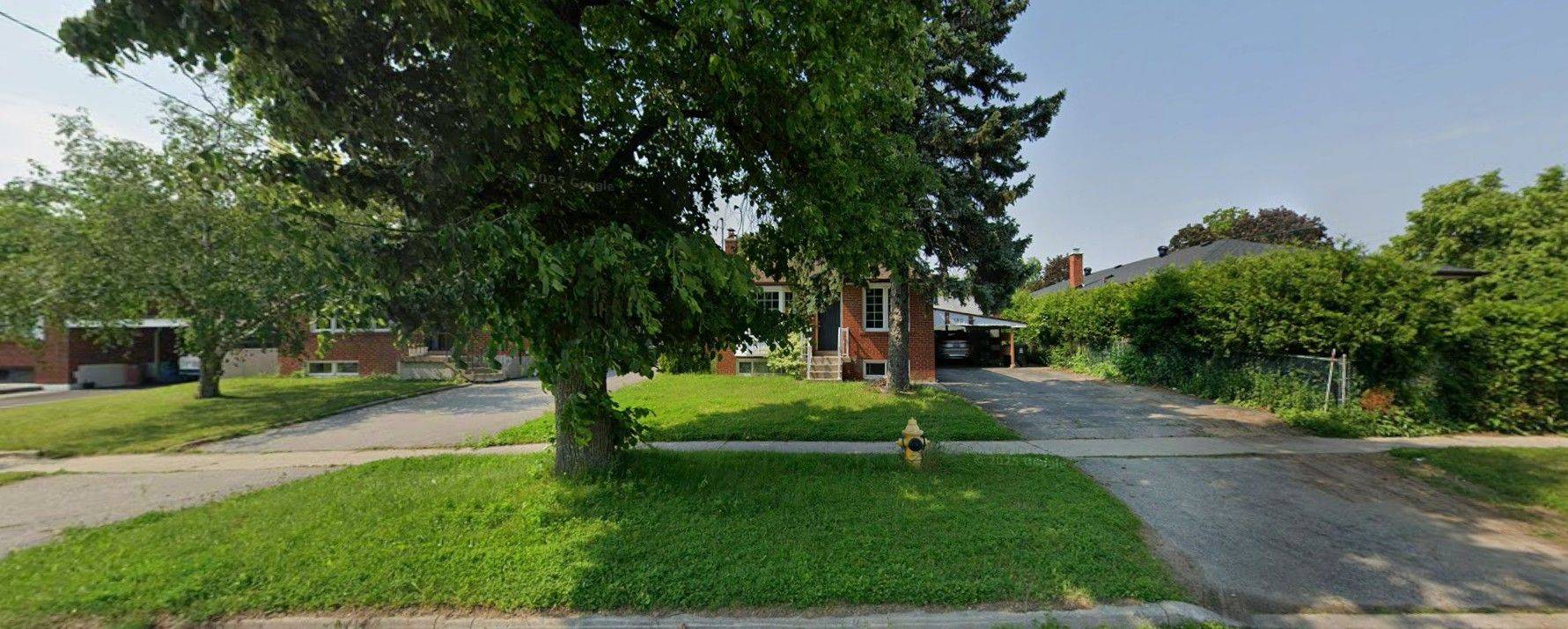 Toronto E09, ON M1H 2C3,180 Brimorton DR