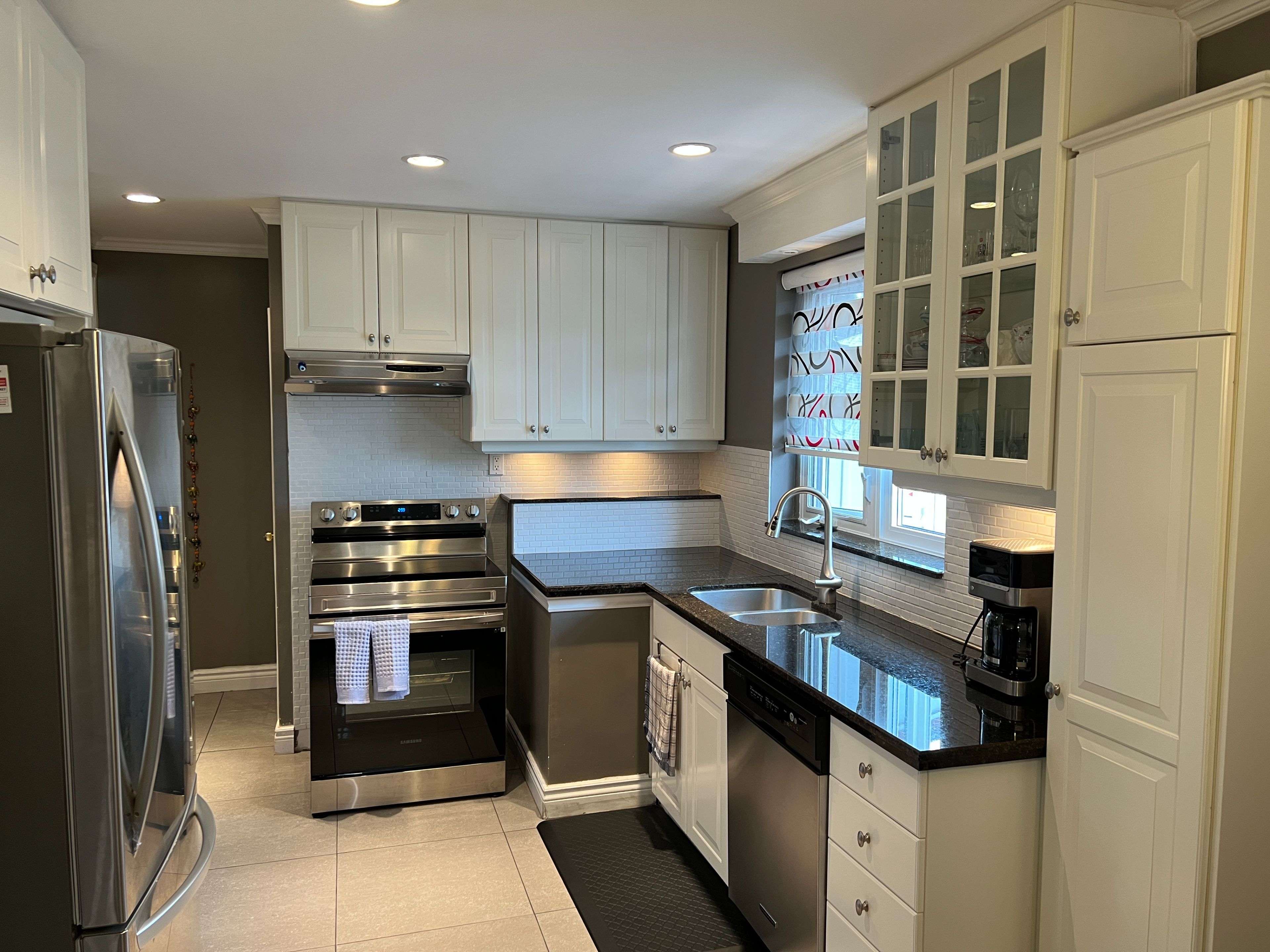 Toronto E09, ON M1H 2C3,180 Brimorton DR