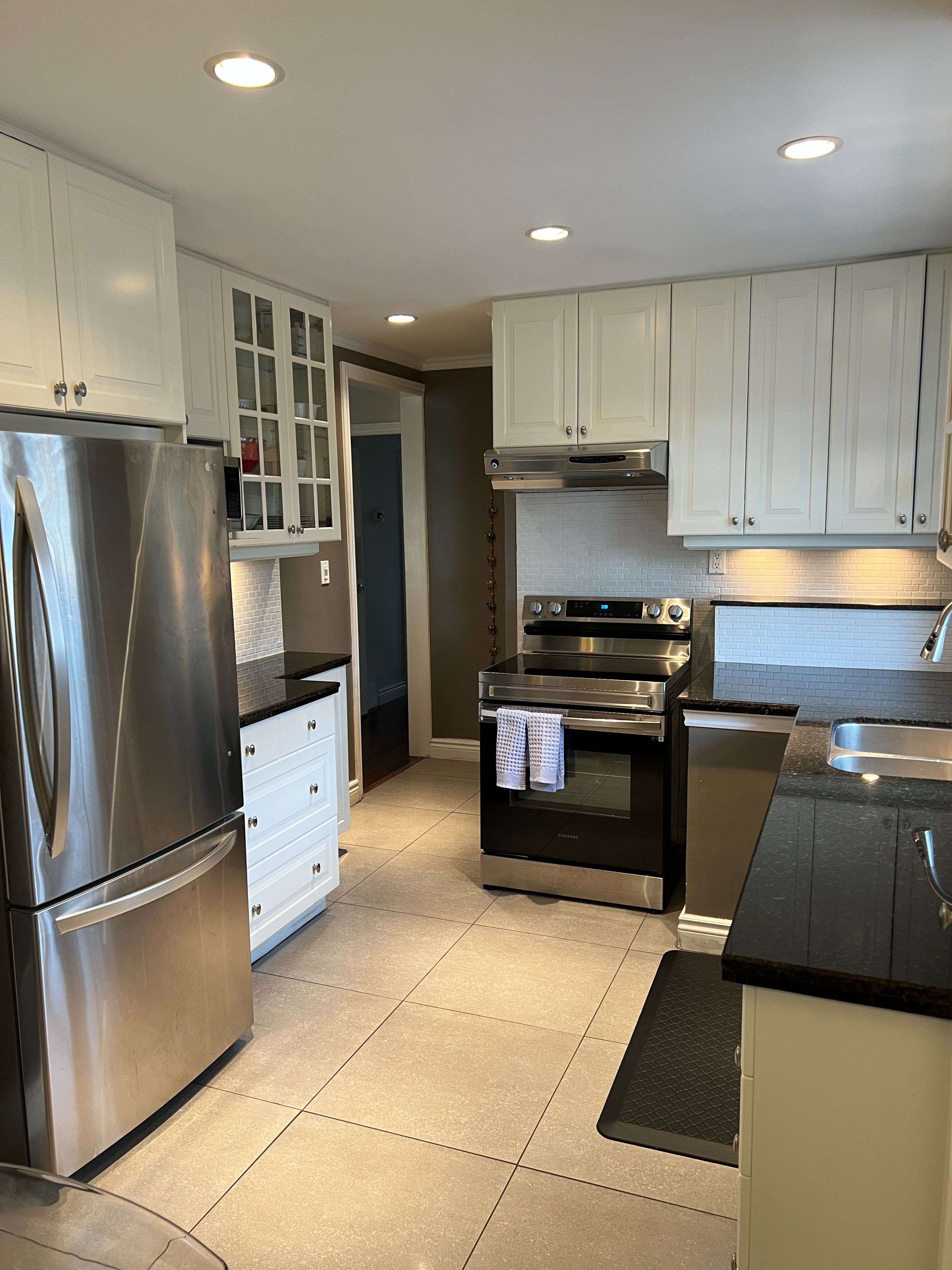 Toronto E09, ON M1H 2C3,180 Brimorton DR