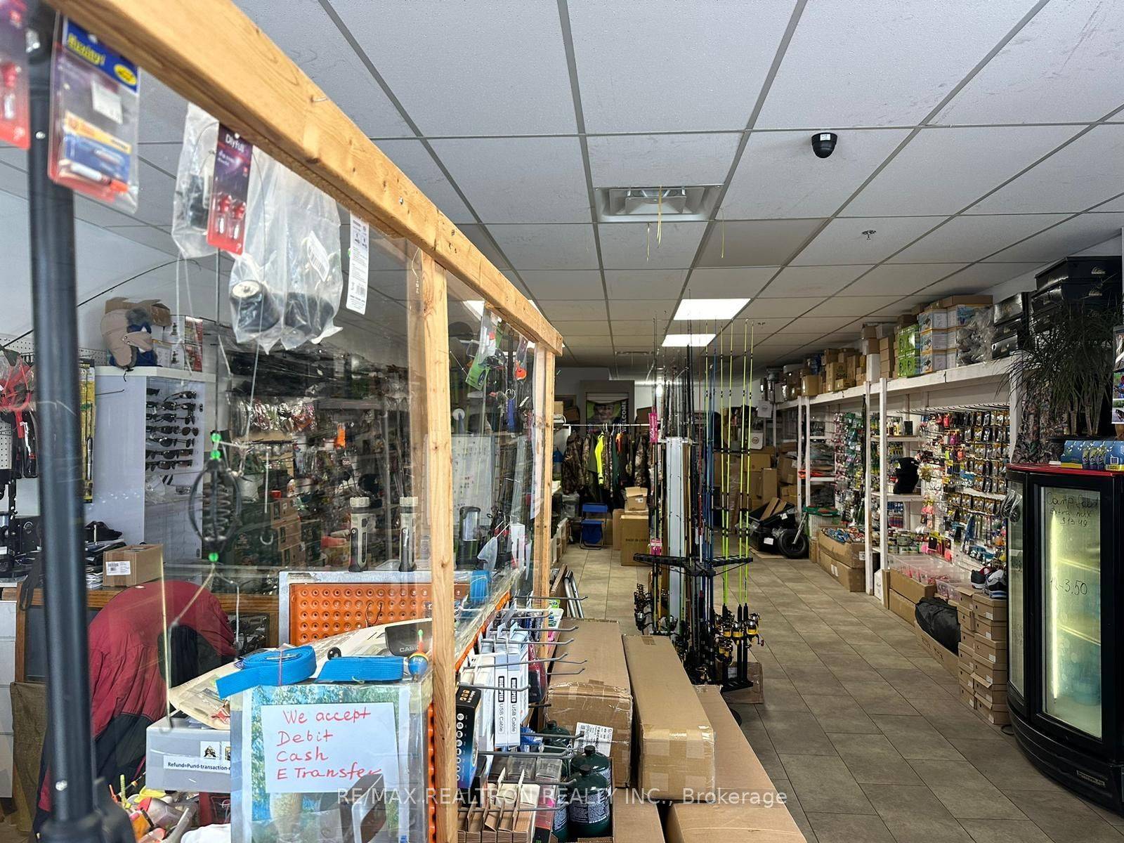 Toronto E07, ON M1S 1T9,4385 Sheppard AVE E #11