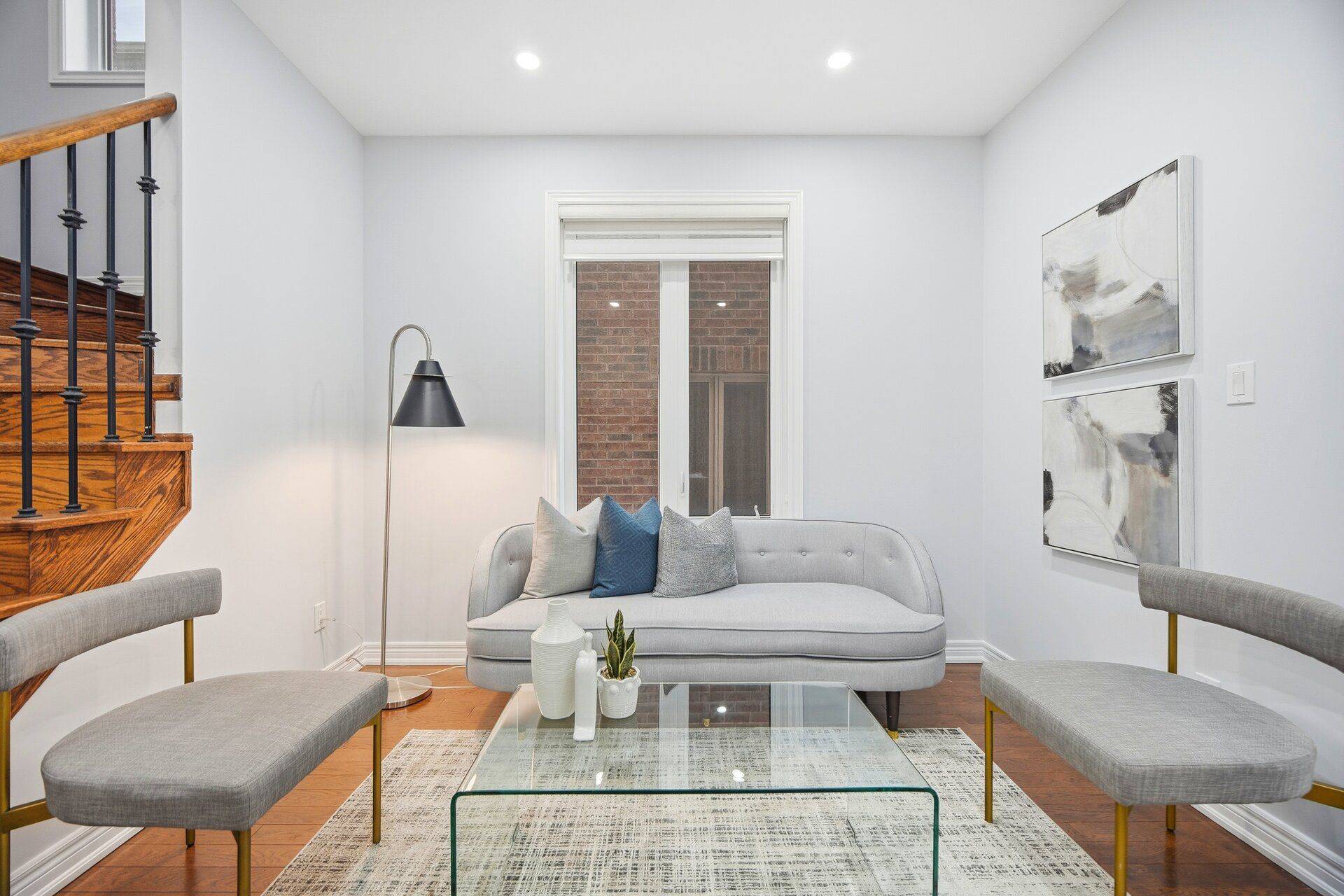 Oshawa, ON L1H 7K4,2415 Kentucky Derby WAY