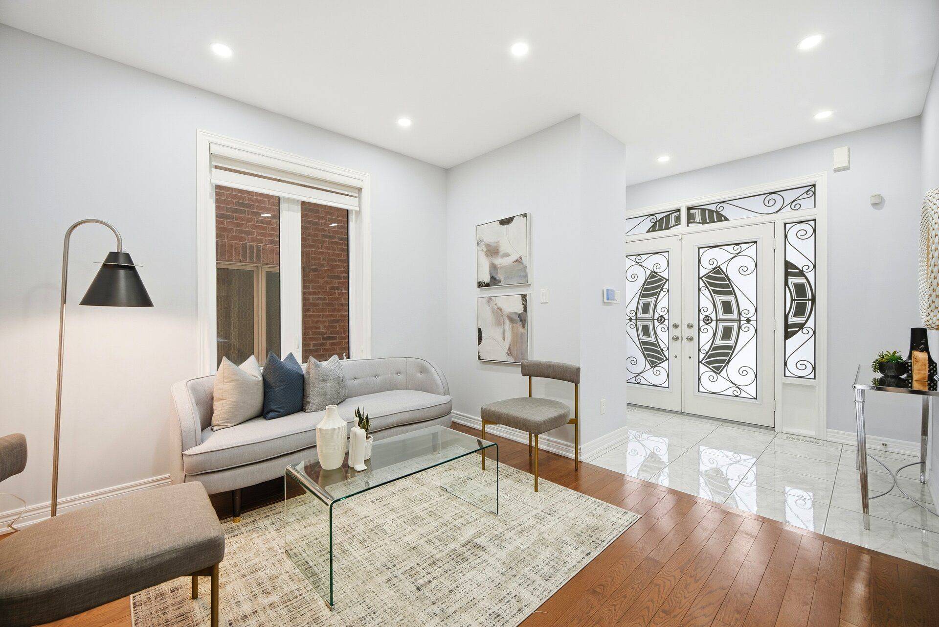 Oshawa, ON L1H 7K4,2415 Kentucky Derby WAY