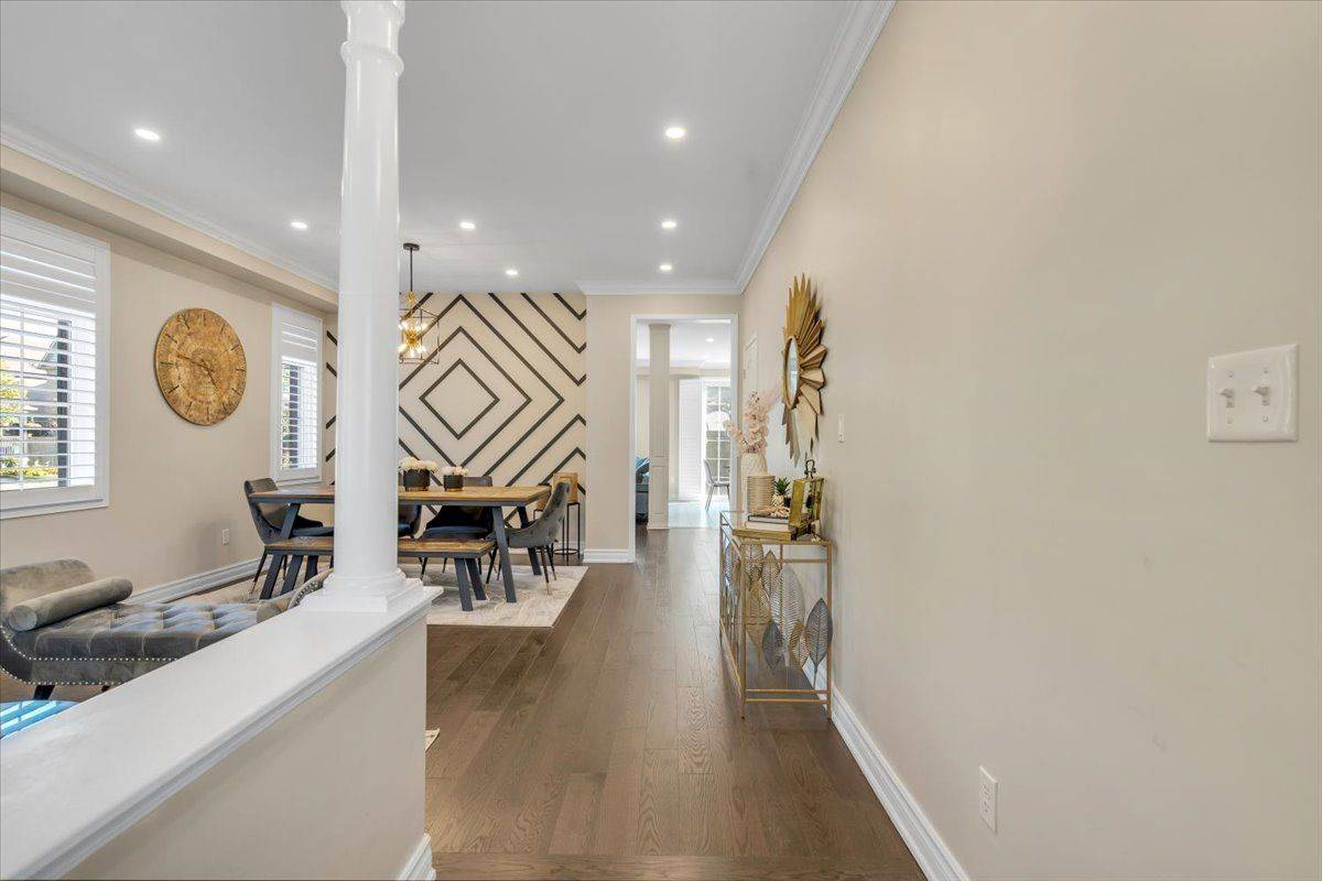 Oshawa, ON L1L 0B7,2463 Winlord PL