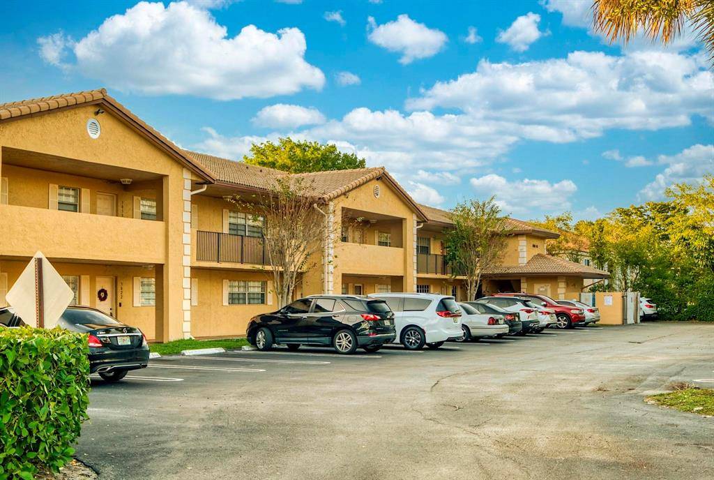 Coral Springs, FL 33065,3030 Coral Springs Dr #108