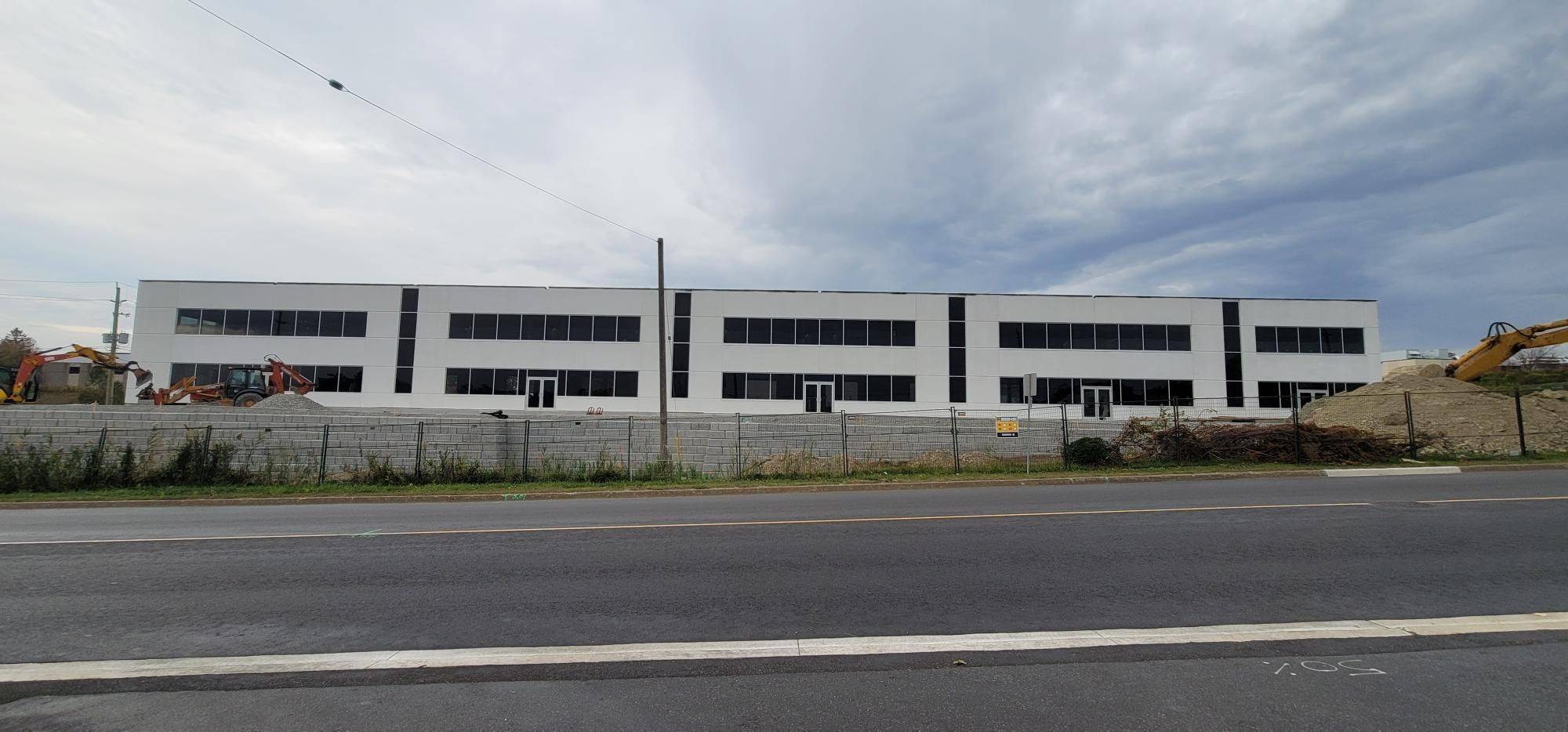 Aurora, ON L4G 7B2,2 Scanlon CT #1