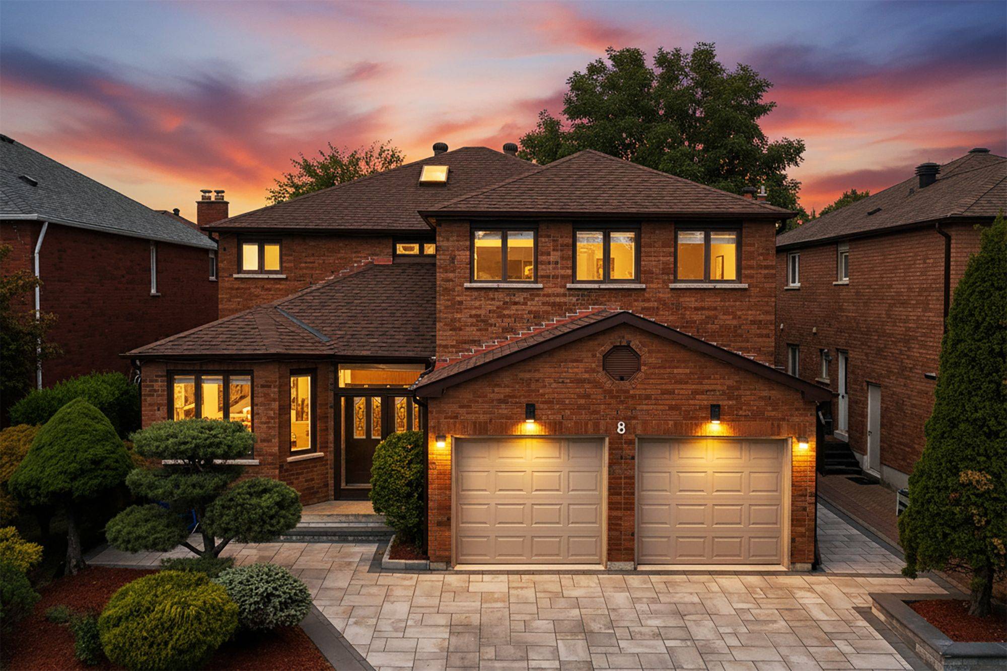 Markham, ON L3P 7G4,8 Woodlawn RD