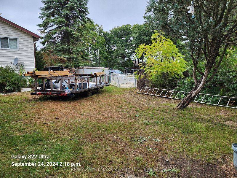 Wasaga Beach, ON L9Z 2W4,1560 River RD W