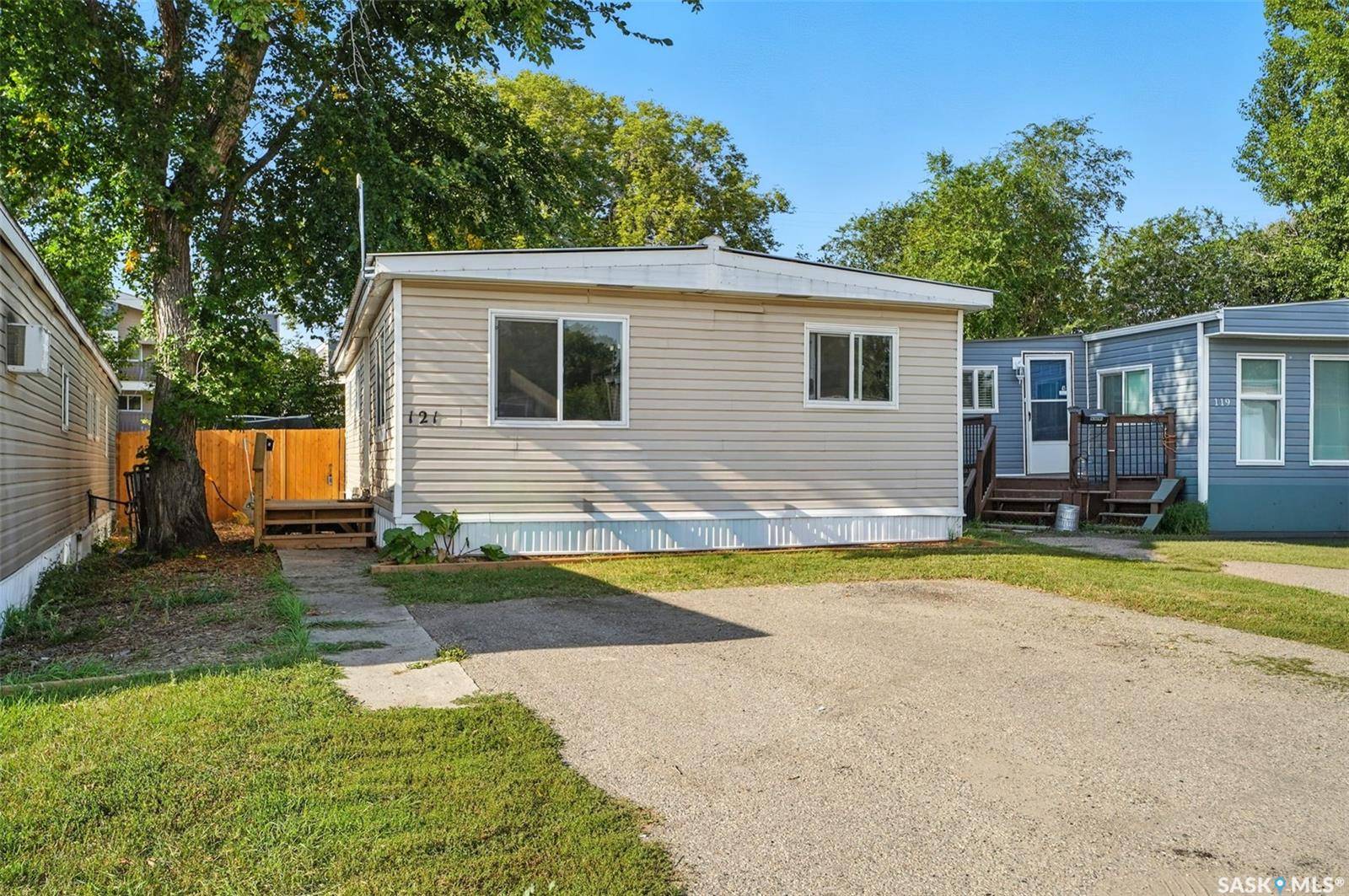 Saskatoon, SK S7N 2A5,219 Grant STREET #121