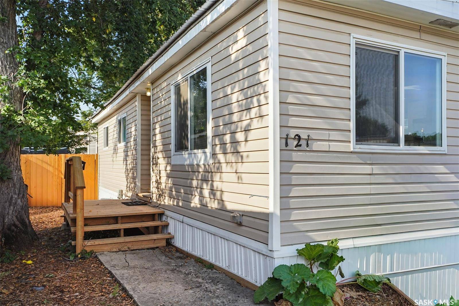 Saskatoon, SK S7N 2A5,219 Grant STREET #121