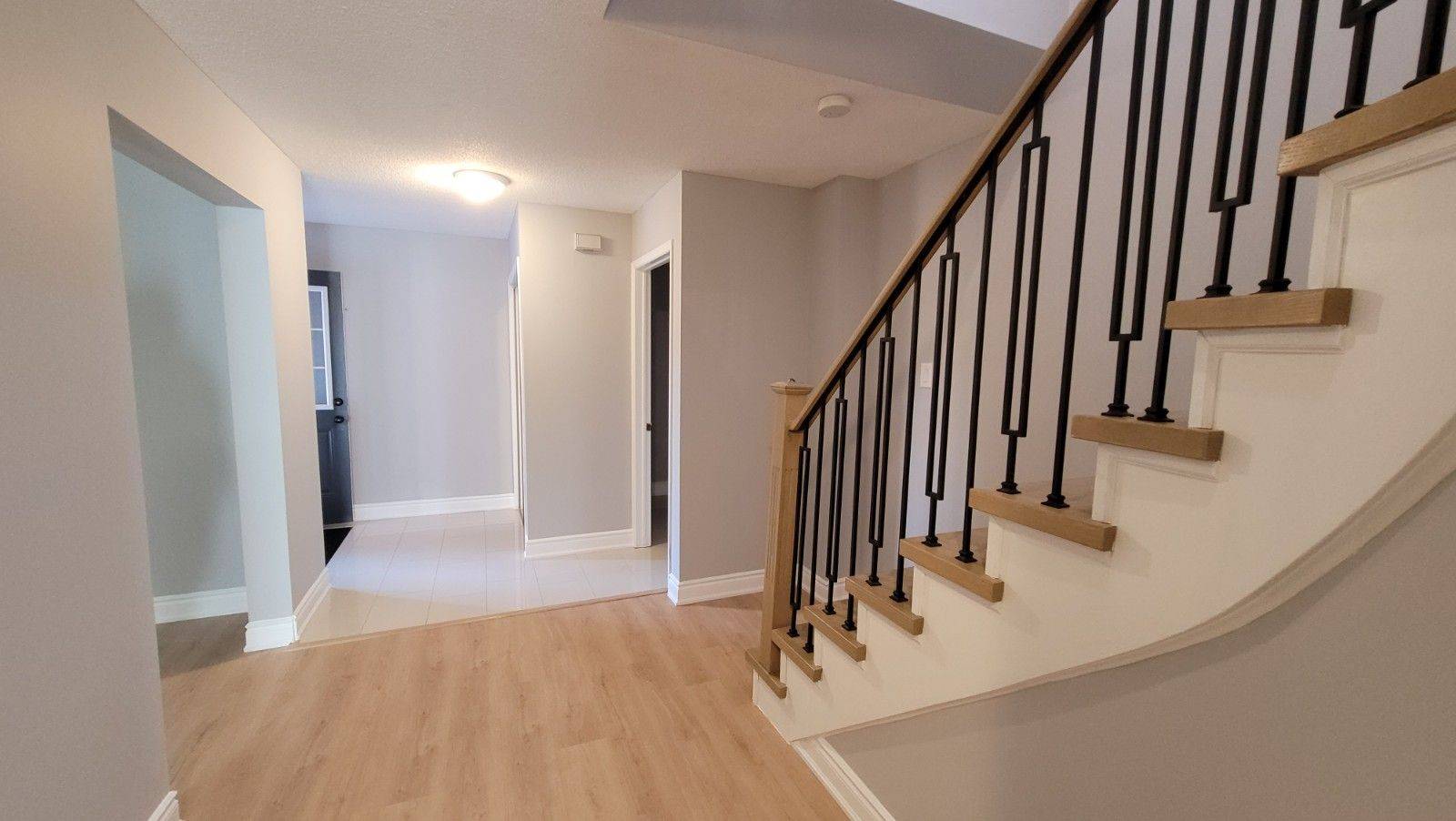 Mississauga, ON L5L 5E4,3436 Dovetail Mews