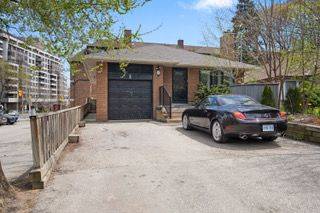 Toronto W07, ON M8X 1A1,3 Old Mill TER