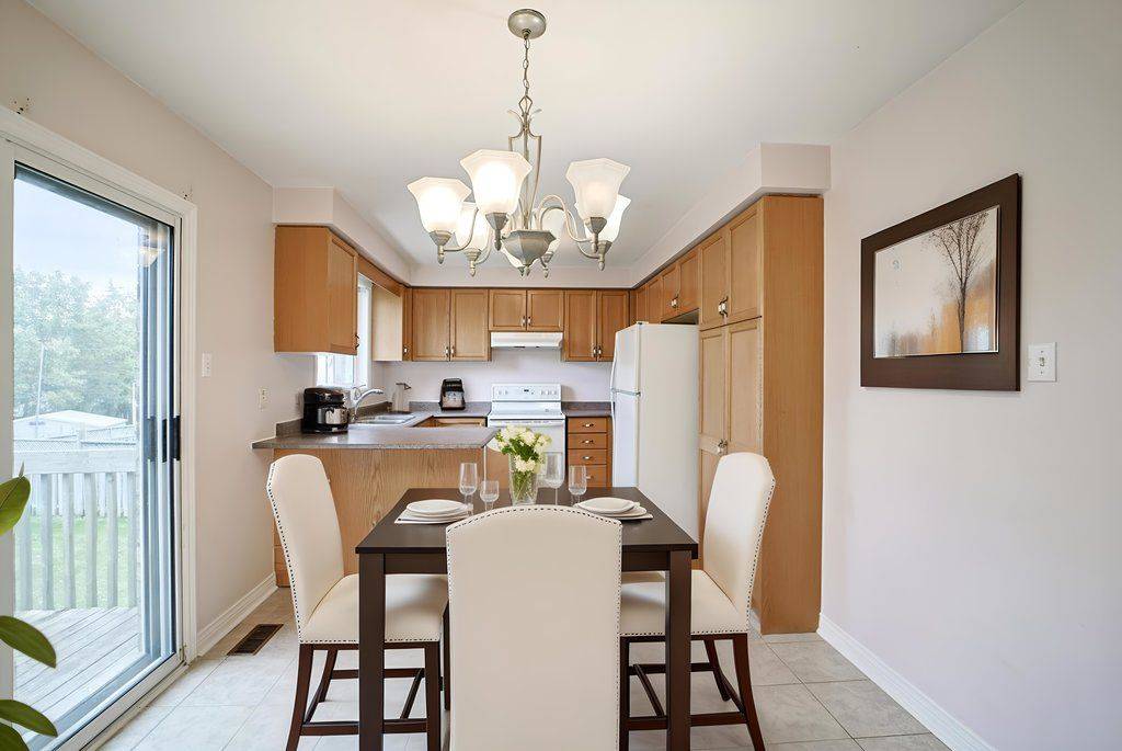 Caledon, ON L7E 1X2,13 Paulette WAY