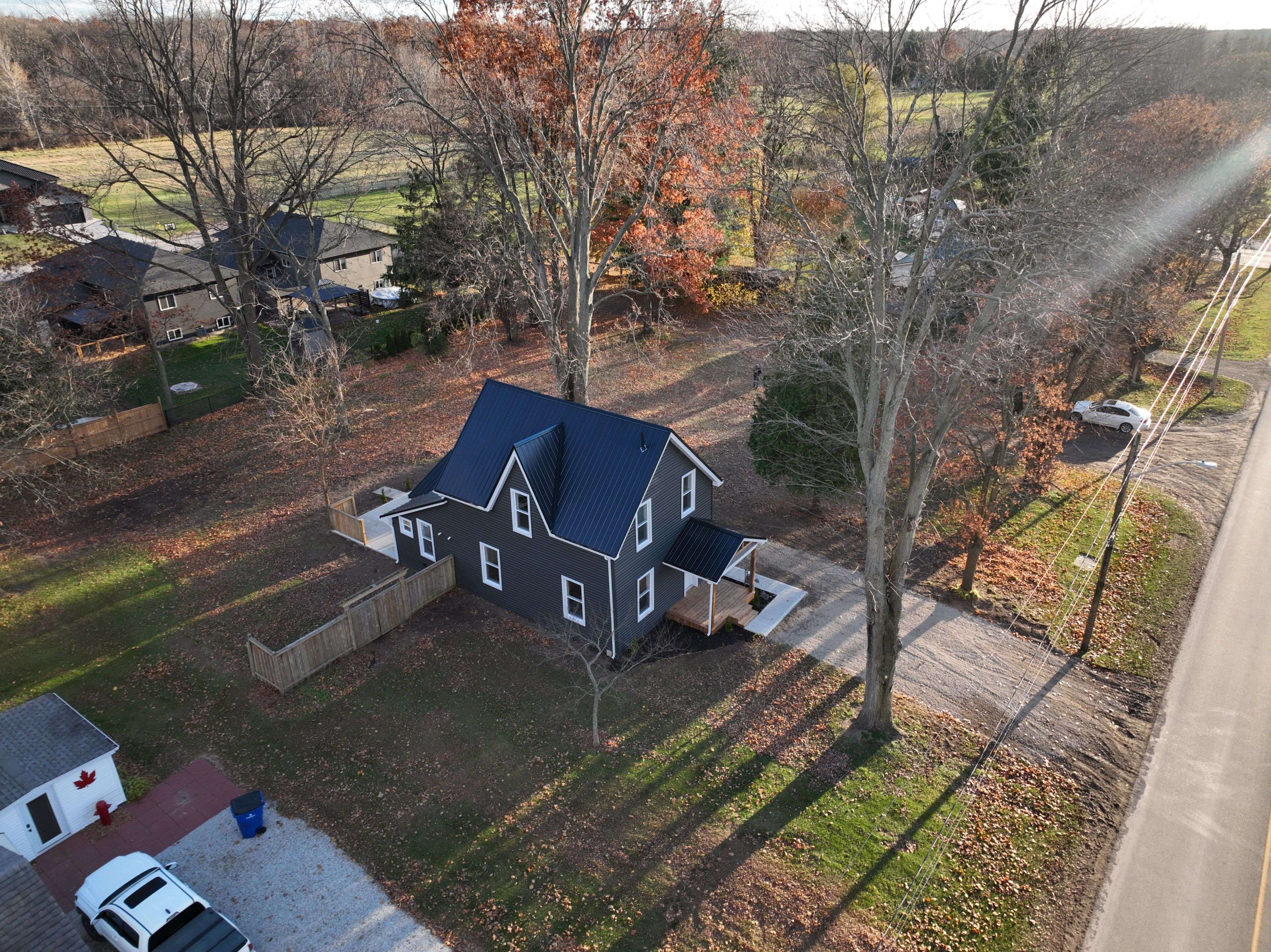 Chatham-kent, ON N0P 1C0,385 Elm ST