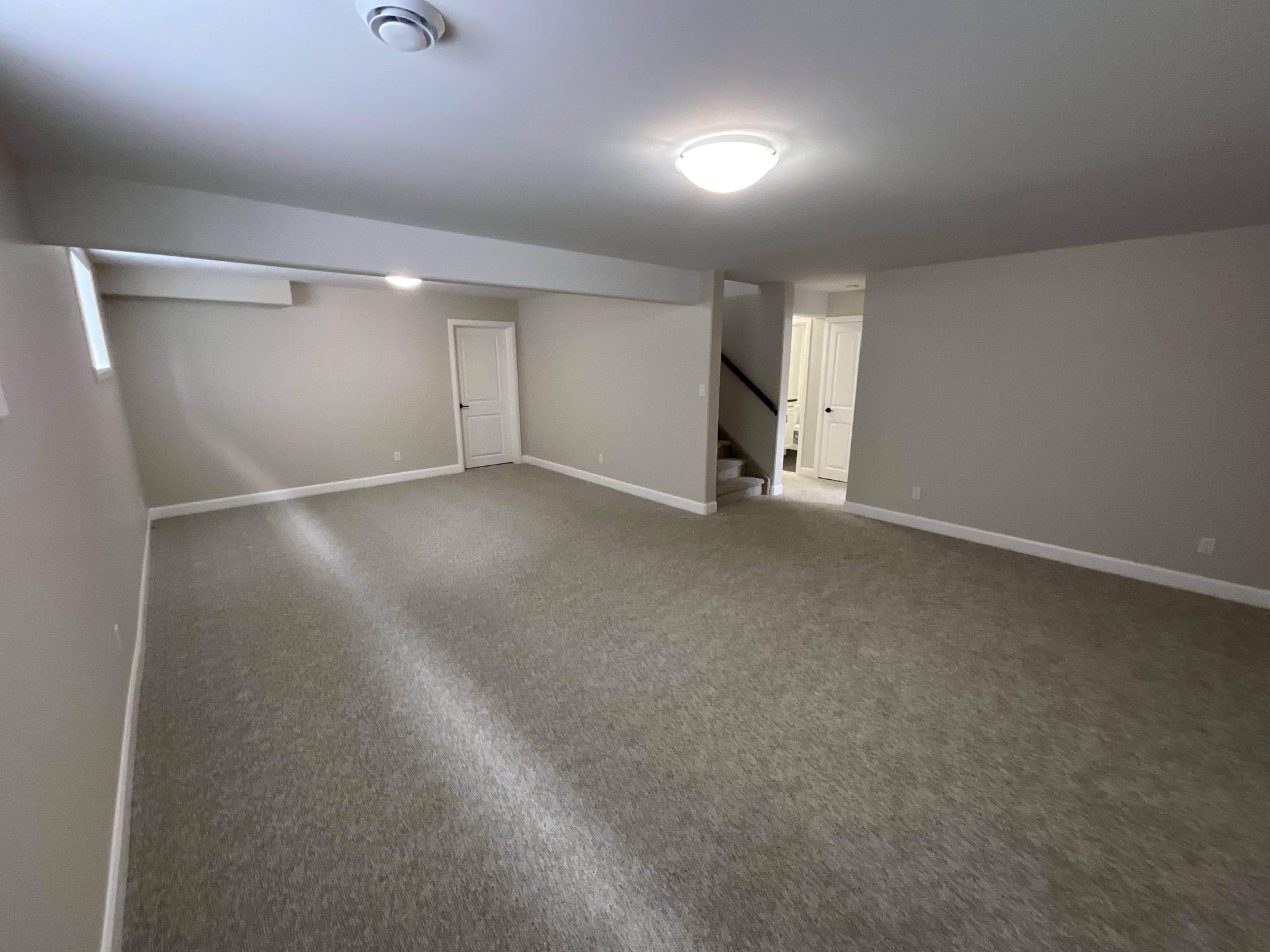 Belleville, ON K8P 0J4,120 HASTINGS PARK DR