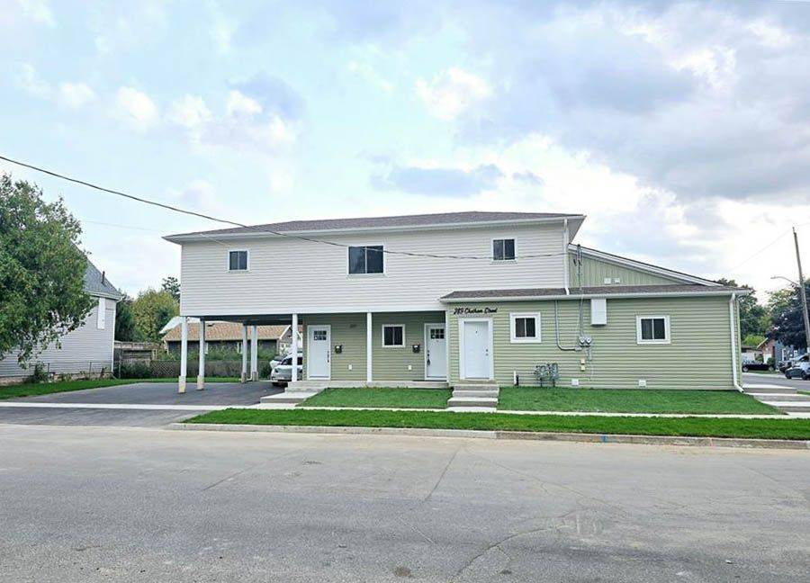 Brantford, ON N3S 6G3,289 Chatham ST #A