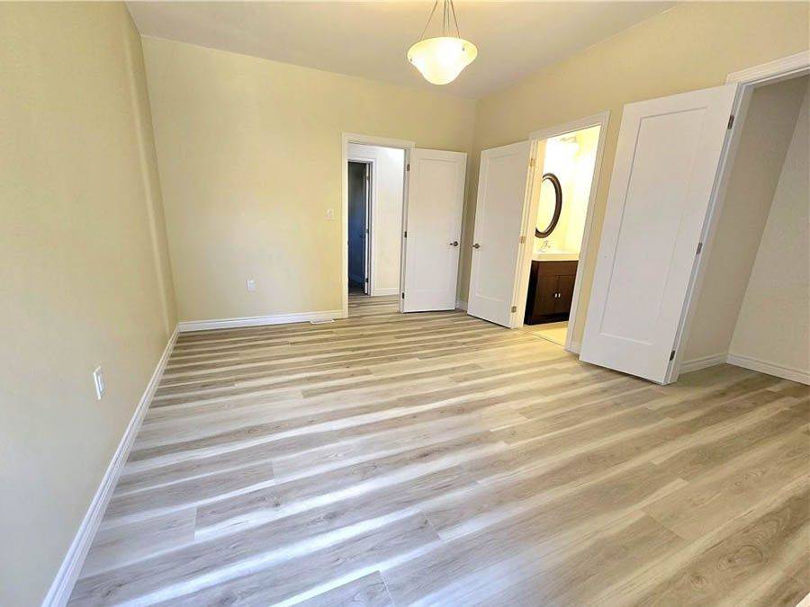 Brantford, ON N3S 6G3,289 Chatham ST #A