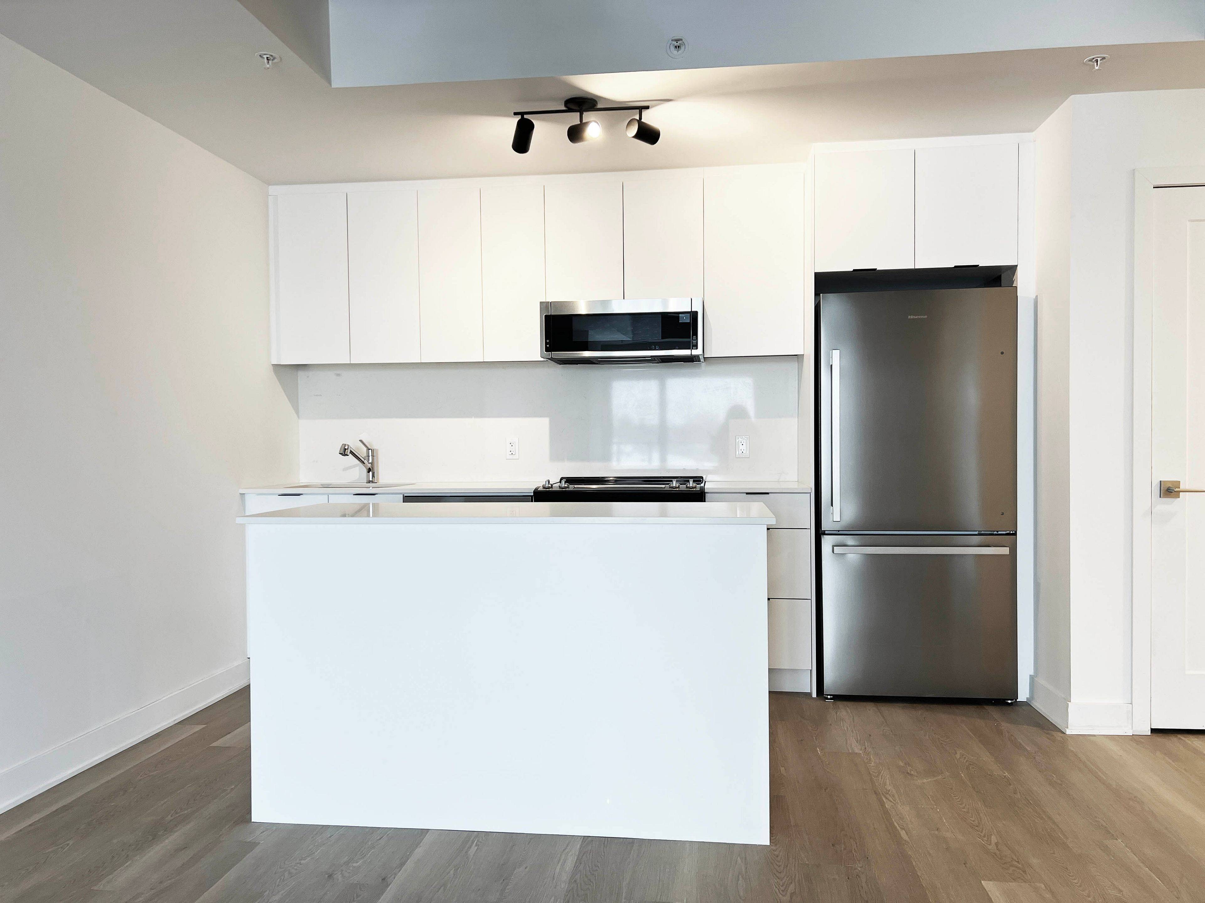 Carlingwood - Westboro And Area, ON K2A 4H9,1655 Carling AVE #B402