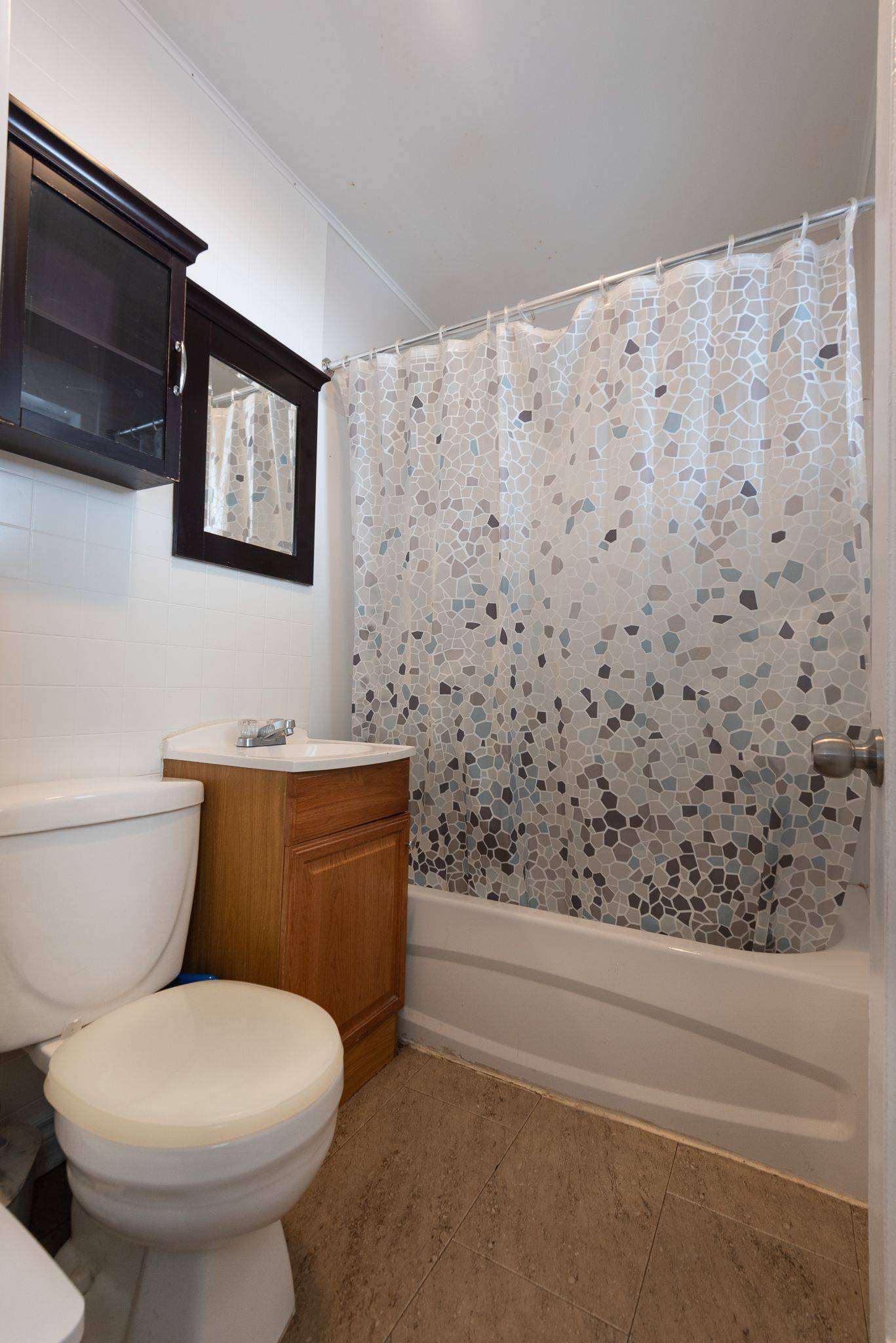 Vanier And Kingsview Park, ON K1L 5M7,273 SHAKESPEARE ST #2