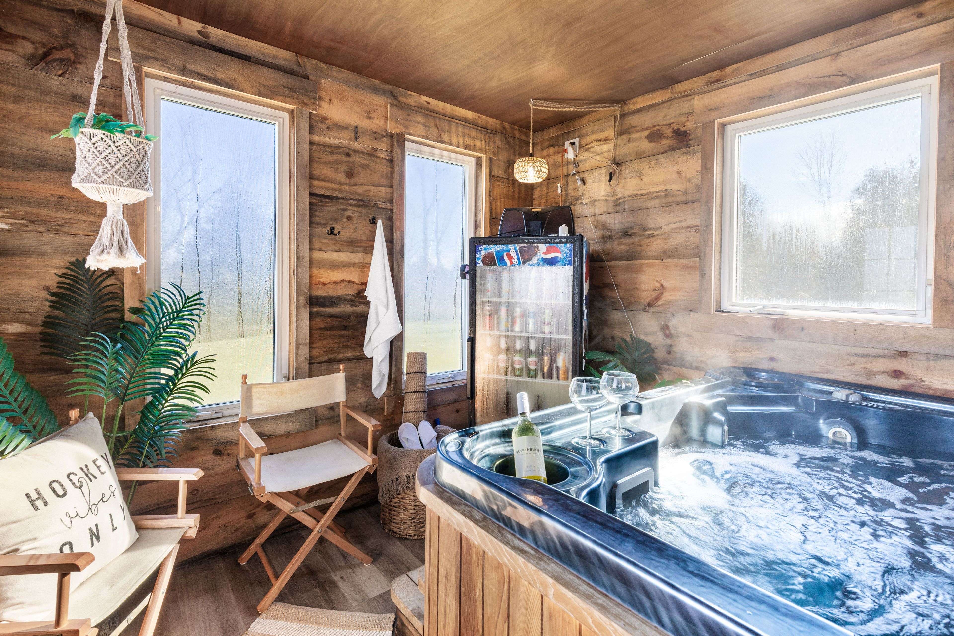 Kawartha Lakes, ON K0M 1L0,1578 Sturgeon RD