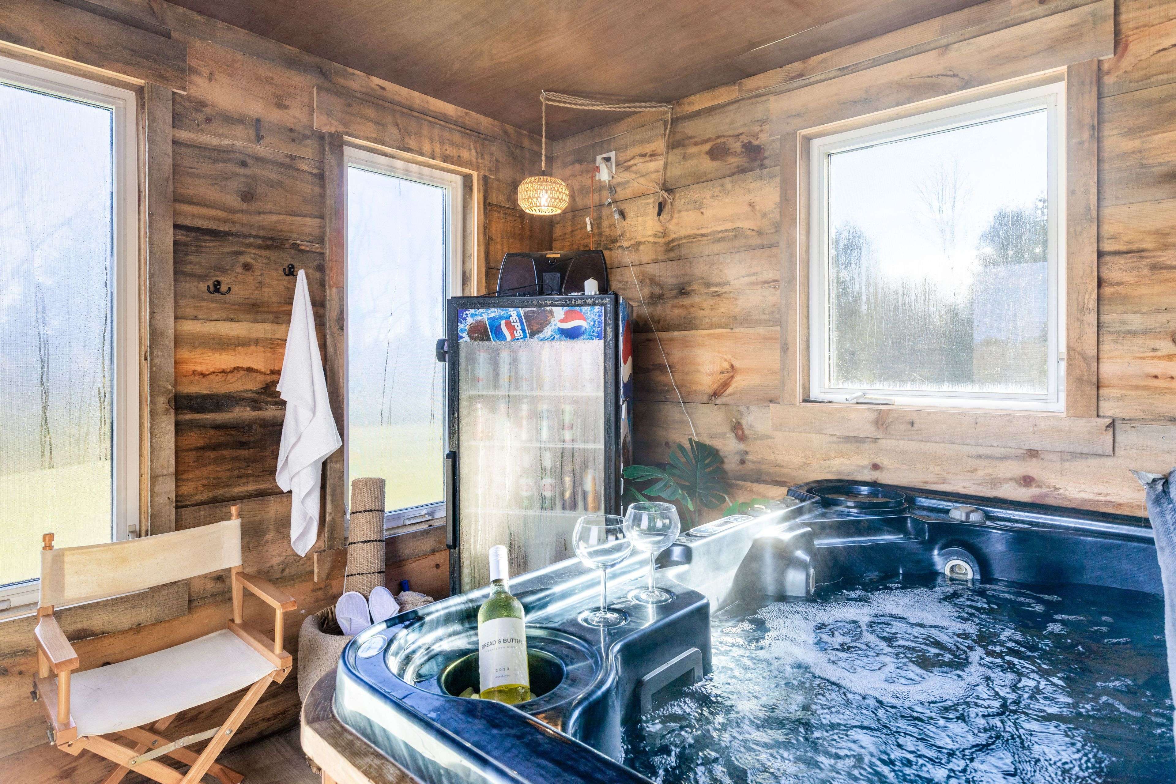 Kawartha Lakes, ON K0M 1L0,1578 Sturgeon RD