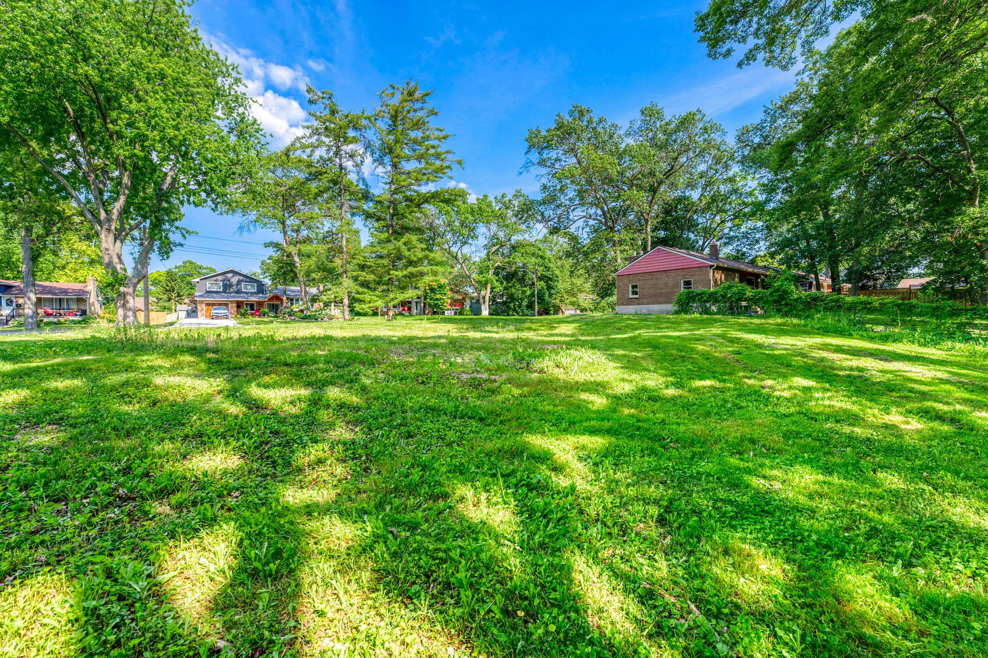 Sarnia, ON N7V 3R2,1307-N Ridgewood DR