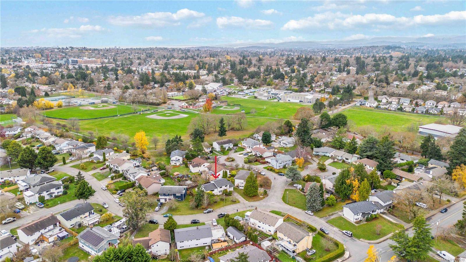 Saanich, BC V8N 4S9,4251 Rossiter Dr