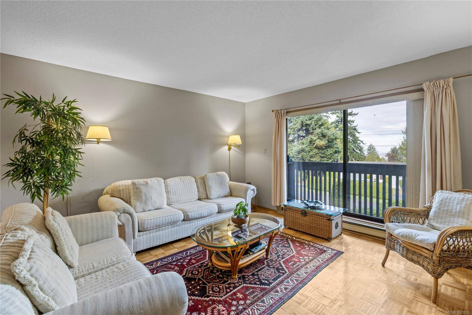 Qualicum Beach, BC V9K 1P6,130 Sunningdale Rd E #202