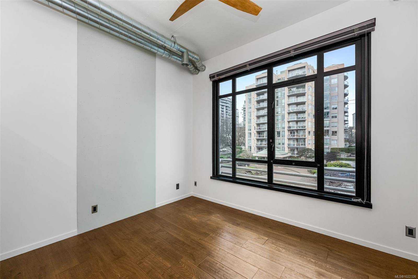 Victoria, BC V8V 4Y3,1029 View St #325