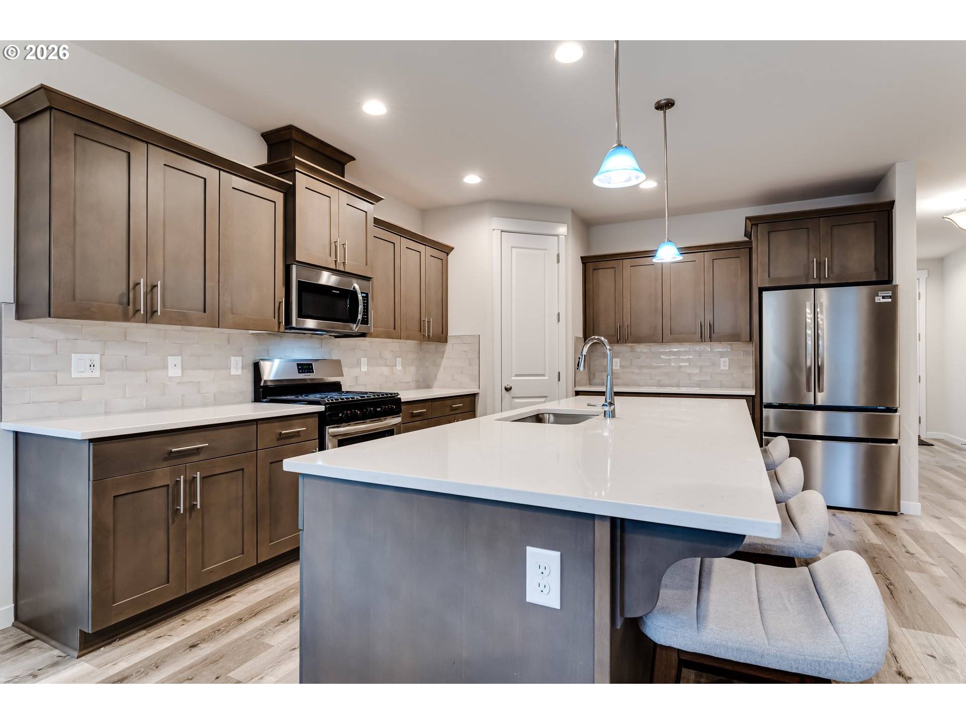 Junction City, OR 97448,2428 W 8TH AVE