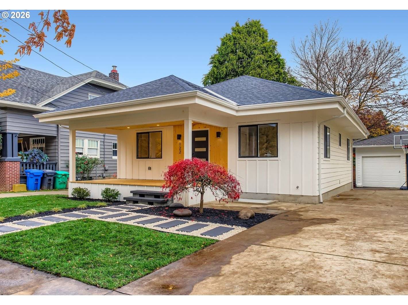 Portland, OR 97213,122 NE 44TH AVE