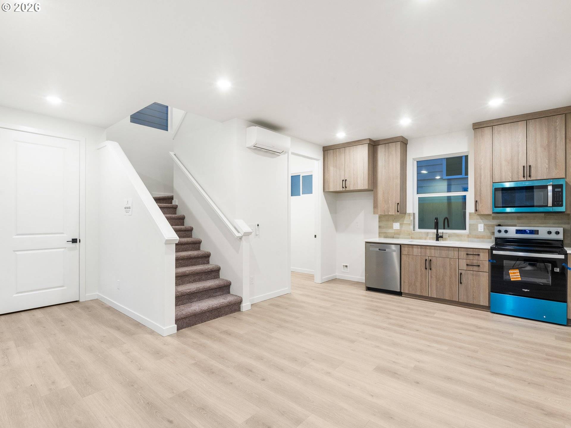 Portland, OR 97203,8350 N Bank ST