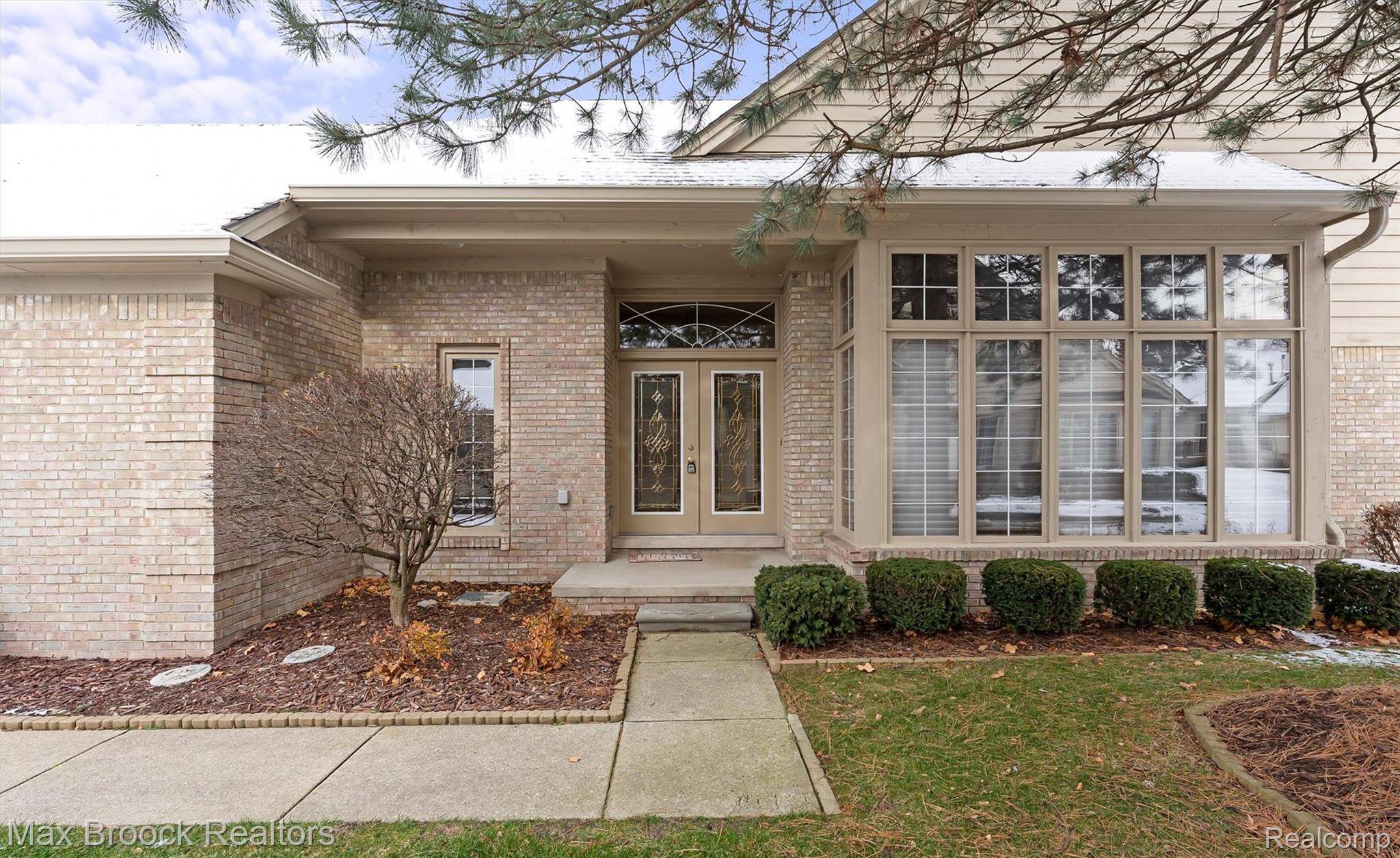 Sterling Heights, MI 48313,42738 Matthew DR #47