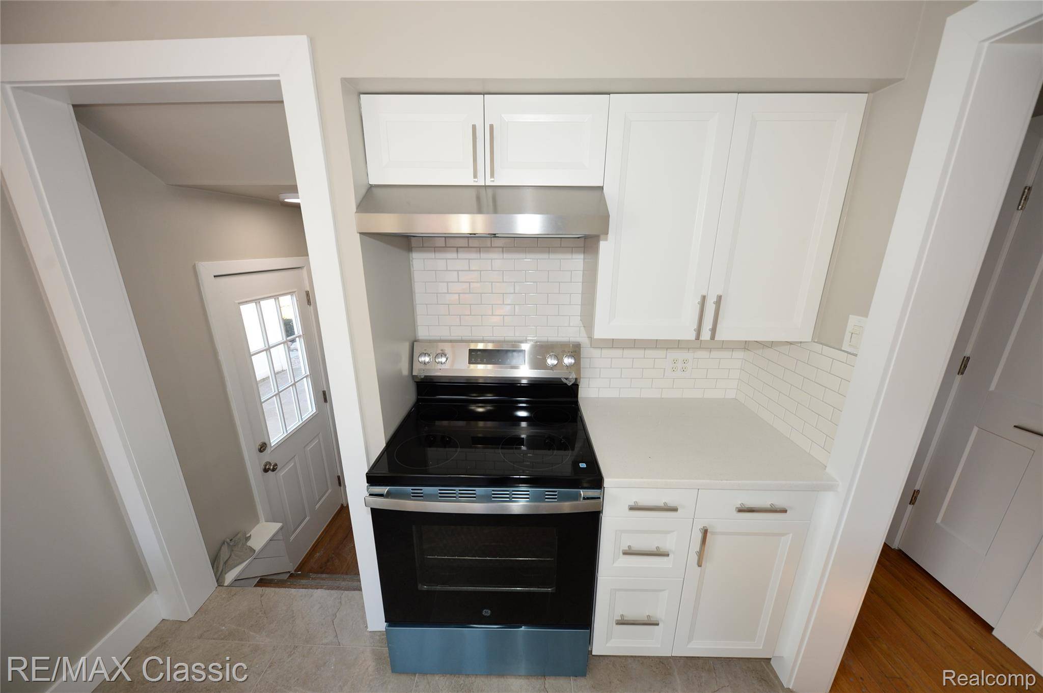 Royal Oak, MI 48073,3342 Prairie AVE