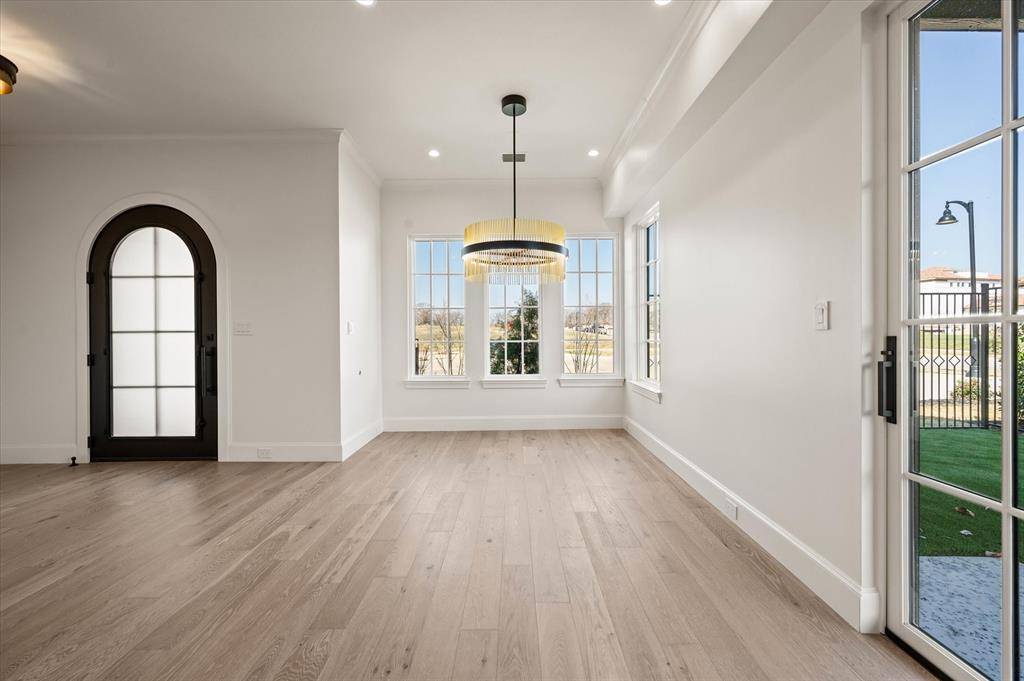 Flower Mound, TX 75022,2951 Sunset Boulevard