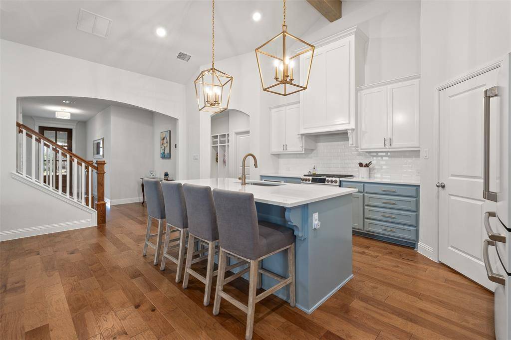 Aledo, TX 76008,825 Highlands Avenue