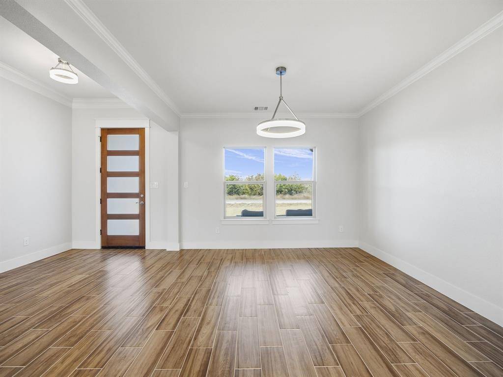 Weatherford, TX 76085,107 W Stagecoach Trail