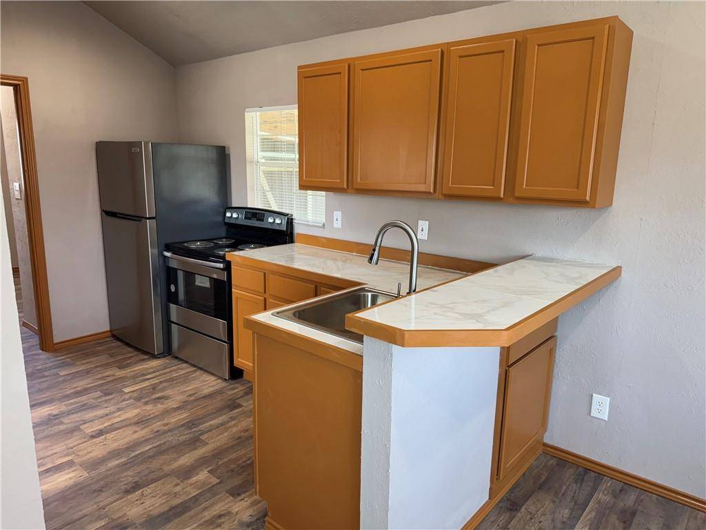 Kosse, TX 76653,400 E Mignonette Street